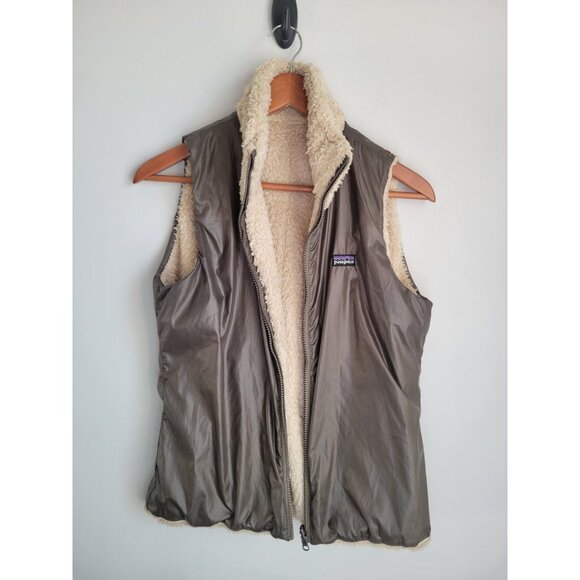 Patagonia Women's Reversible Fleece Vest Brown Beige M Full Zip - Picture 3 of 4